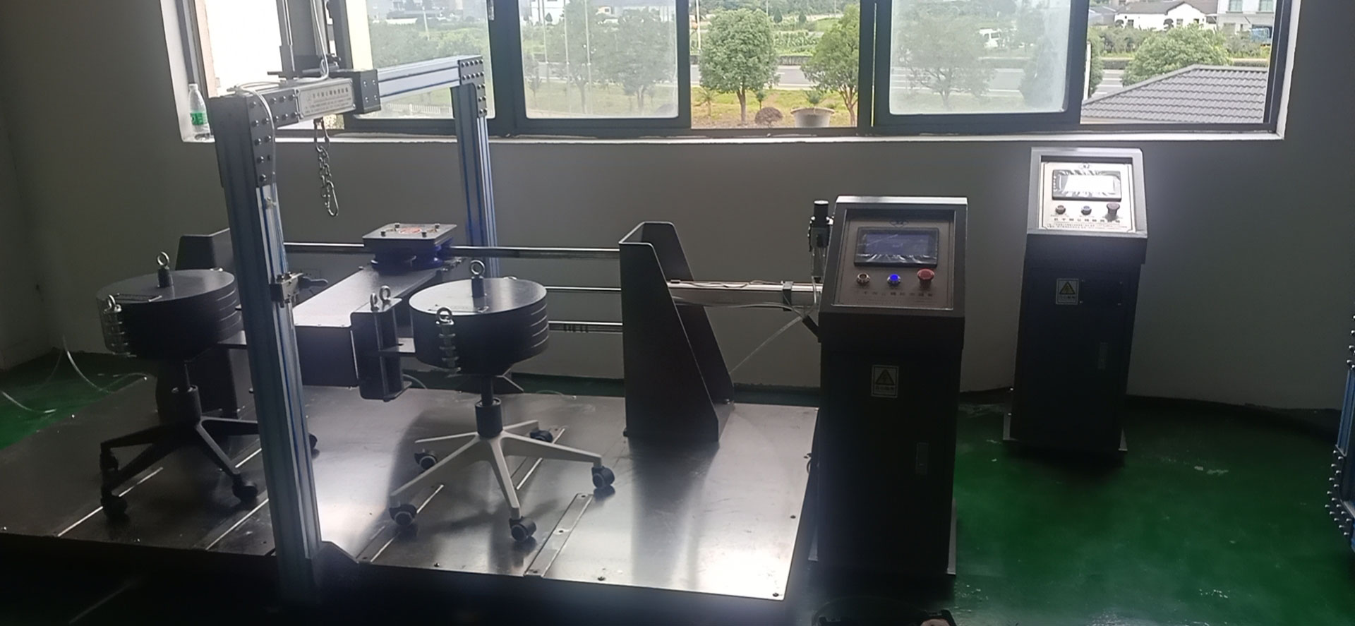 Caster fatigue tester for office chair (Double working station)